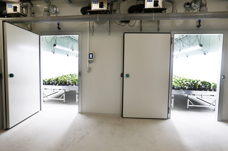 Nijssen klimaatkamers voor Plant Lighting 2